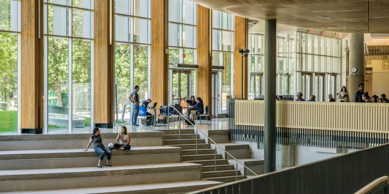 ¿Cómo aplicar a una universidad en Canadá?