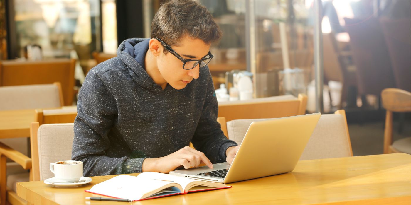 ¿Qué es un programa de pathway en Canadá?