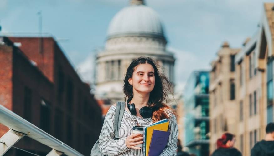 Estudiar inglés en el Reino Unido: cultura, calidad académica y oportunidades únicas