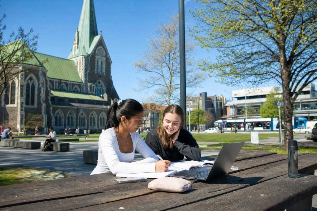 Additional ingles en Christchurch illustration for Aprender inglés en Christchurch: Guía 2026 esencial