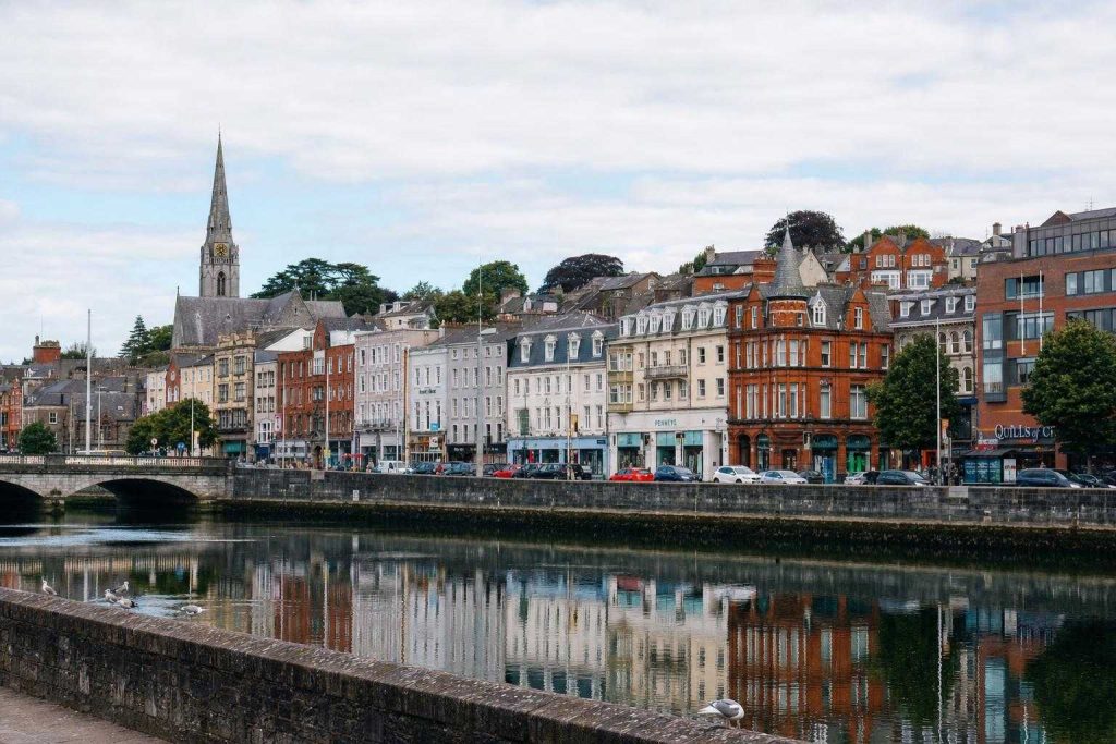 Additional Illustration of Actividades en Cork: Guía 2026 para estudiantes