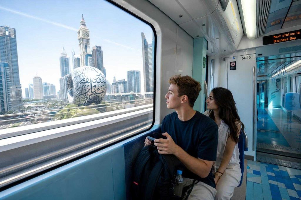 Additional Illustration of Transporte en Dubái: Guía 2026 para estudiantes